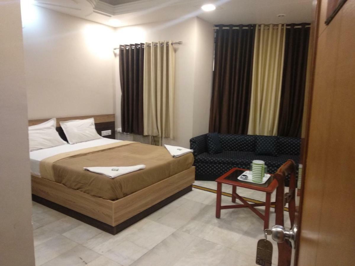 Hotel Rajwada International Belgaum Luaran gambar